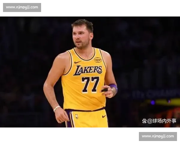 湖人噩耗三连!东契奇伤缺一周 仅 9 人可战