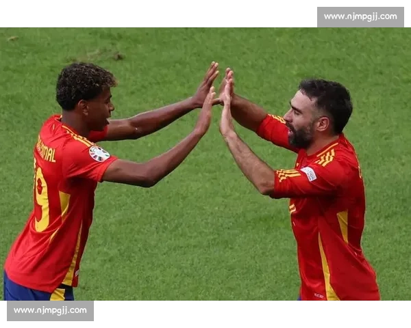 握手即爆雷！亚马尔卡瓦哈尔德比互喷始末