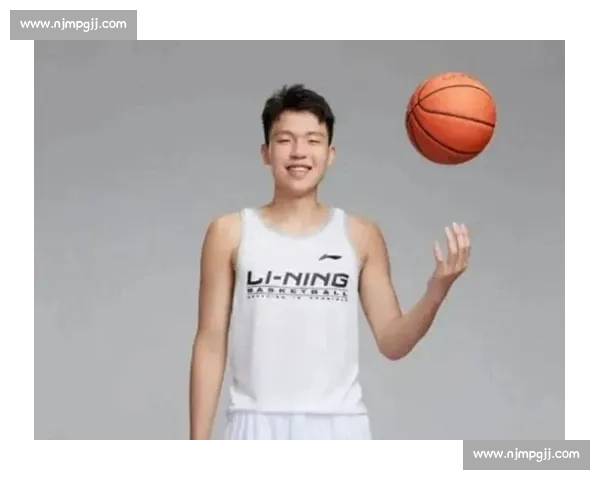 杨瀚森替补之路:纠错声里的钝感力逆袭? 杨瀚森替补之路:纠错声里的钝感力逆袭?